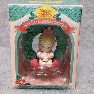 Precious Moments Home For Holidays Ornament Baby Girl Wreath Enesco 1996